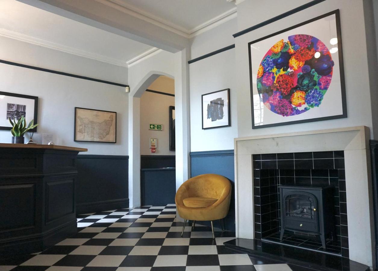 ホテル The Coach House Suffolk ローストフト エクステリア 写真
