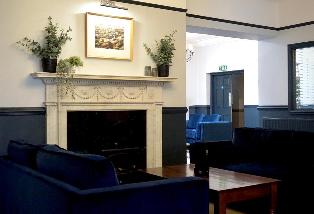 ホテル The Coach House Suffolk ローストフト エクステリア 写真