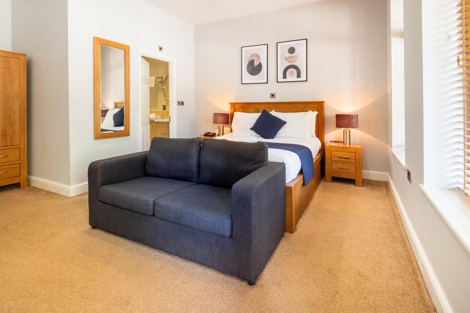 ホテル The Coach House Suffolk ローストフト エクステリア 写真