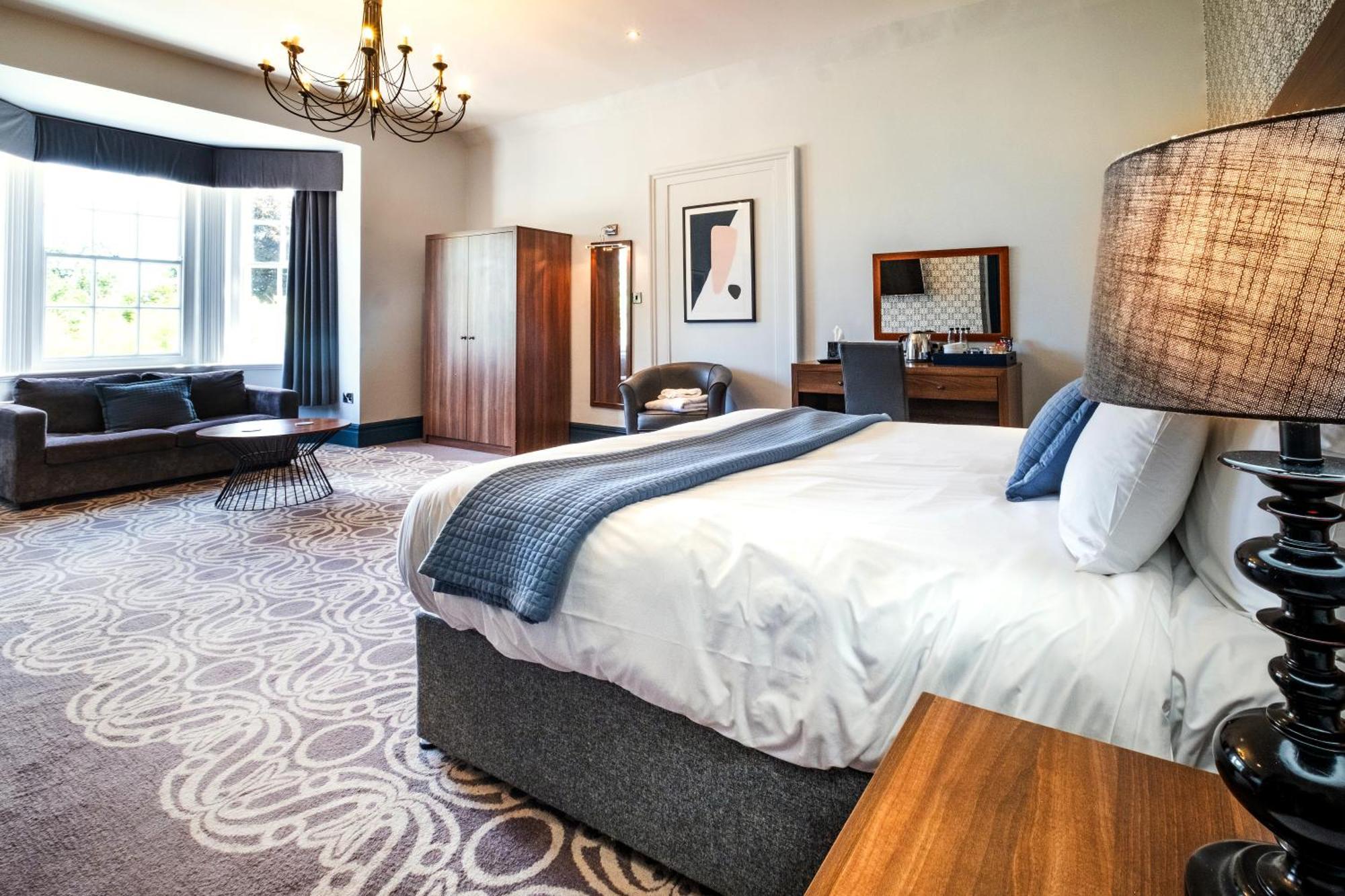 ホテル The Coach House Suffolk ローストフト エクステリア 写真