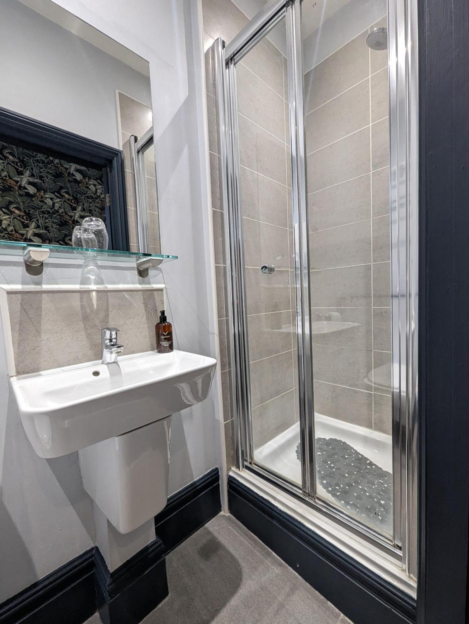 ホテル The Coach House Suffolk ローストフト エクステリア 写真